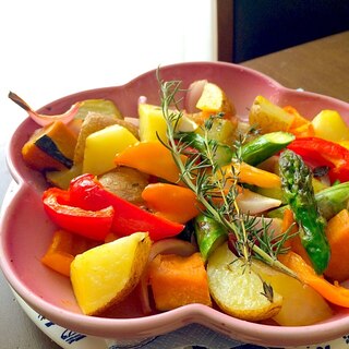 仕上げのビネガーが決め手の お野菜ハーブロースト